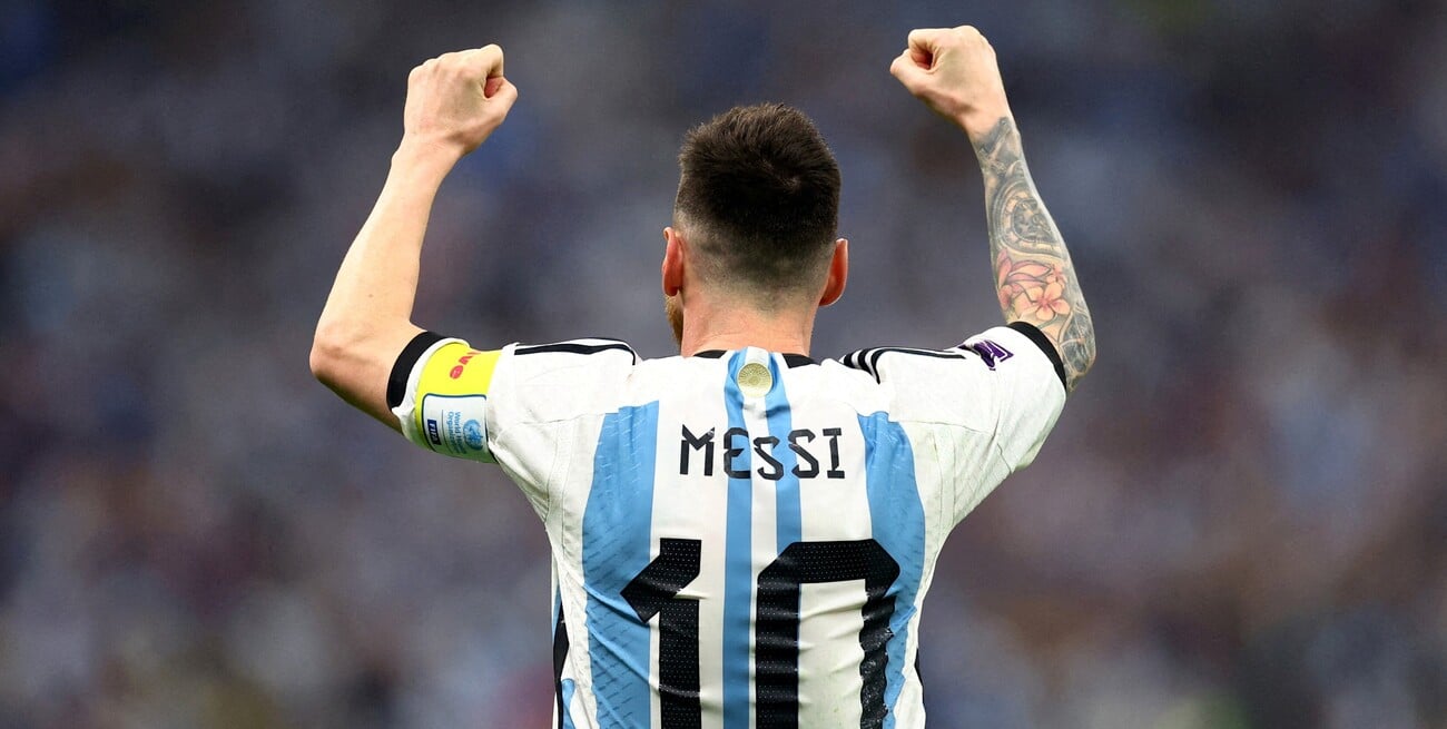 Messi y Lautaro en la carrera por el Balón de Oro