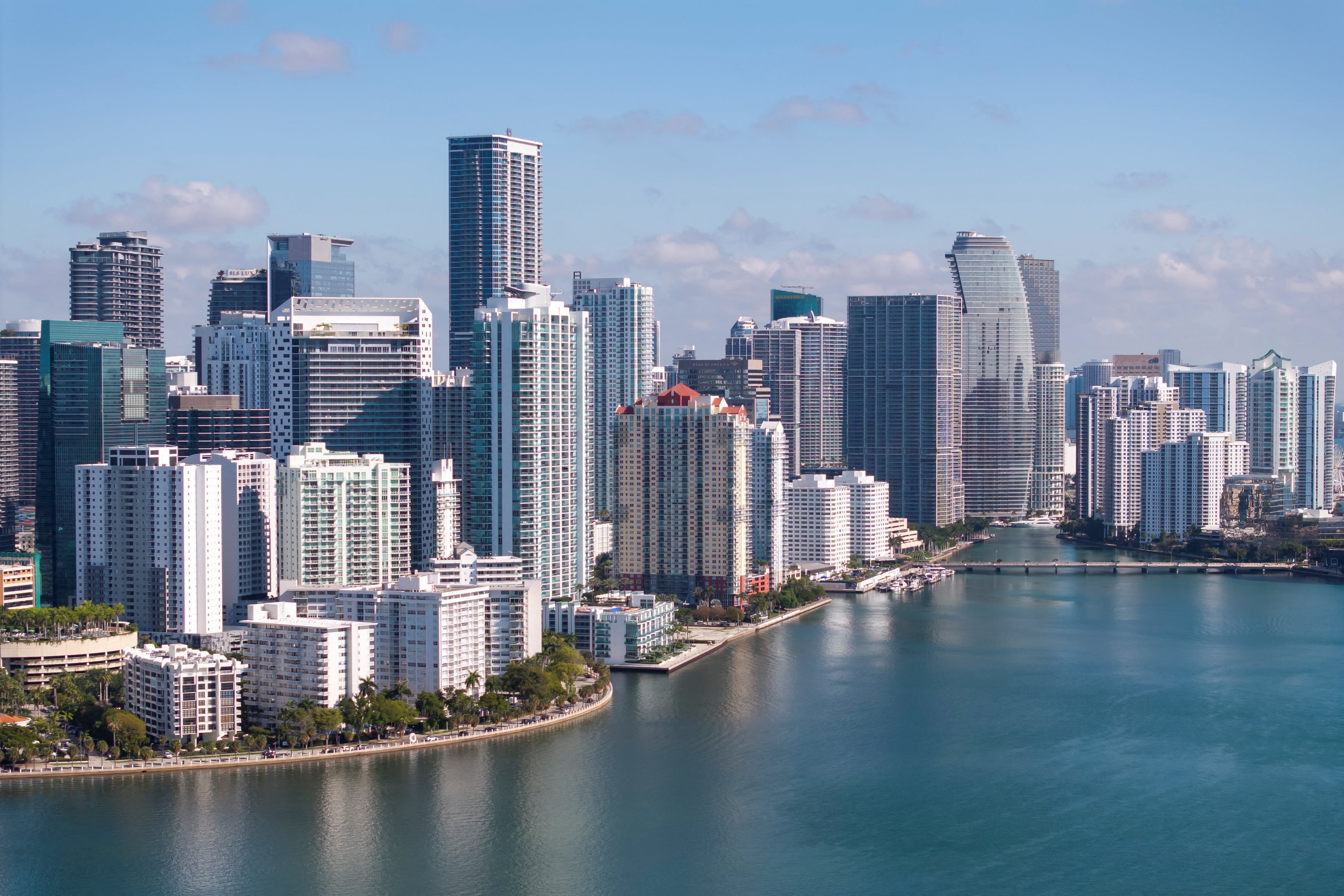 Miami se consolida como capital financiera con boom de multimillonarios